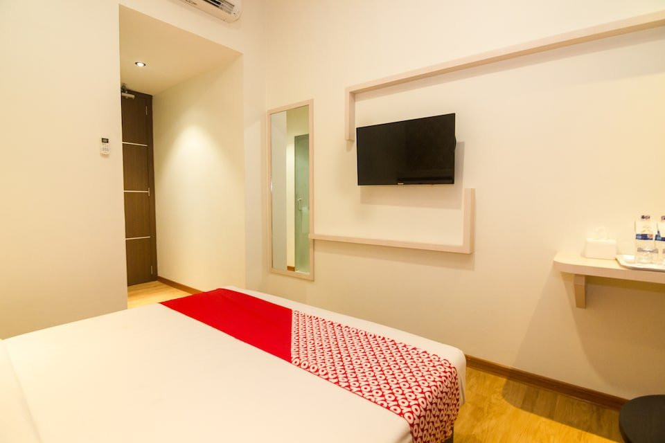 Capital O 1432 Blitz Hotel主图