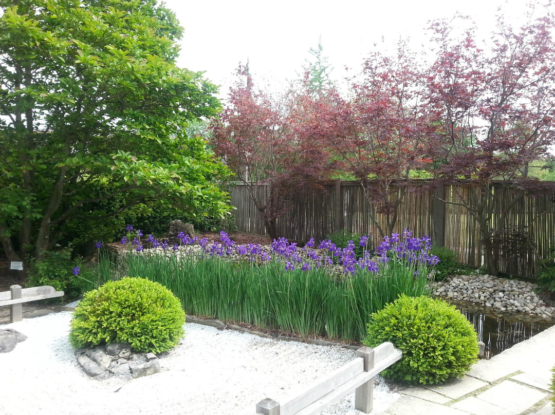 贵湖旅游景点-University of Guelph Arboretum