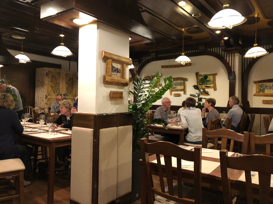 Ribno Alpine Glamping主图