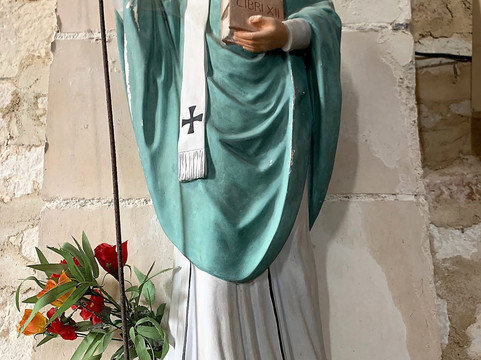 Eglise Saint-Pierre-Civray必去景点