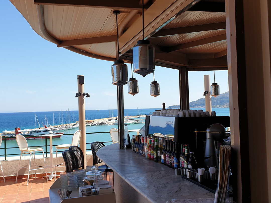 斯特拉达滨海酒店主图