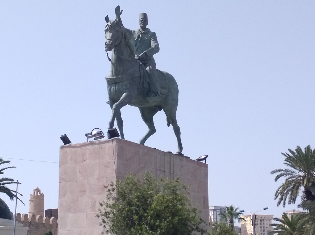 Equestrian Statue of Habib Bourguiba景点图片