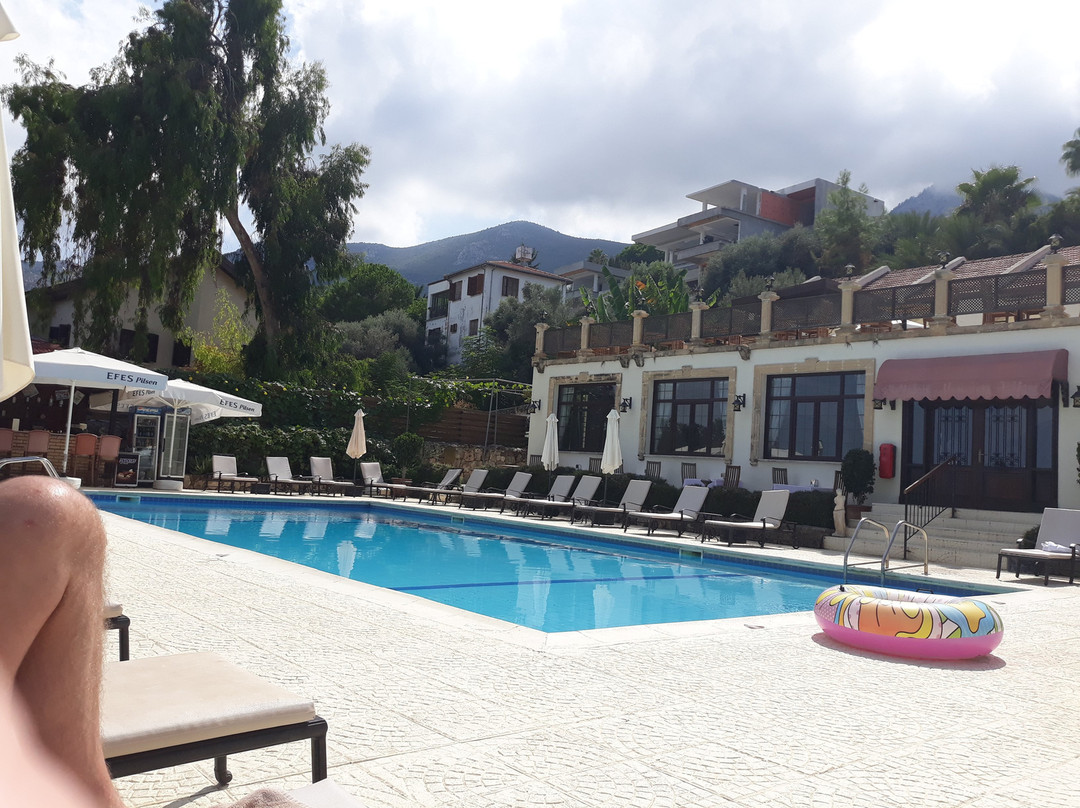 Bellapais Monastery Village Hotel主图