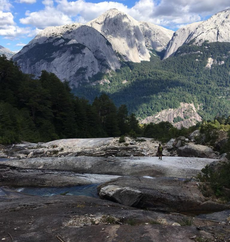 Toboganes de la Junta-Cochamo必去景点