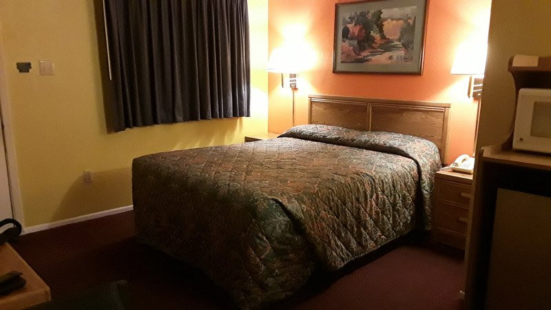 Bloomfield Motel主图