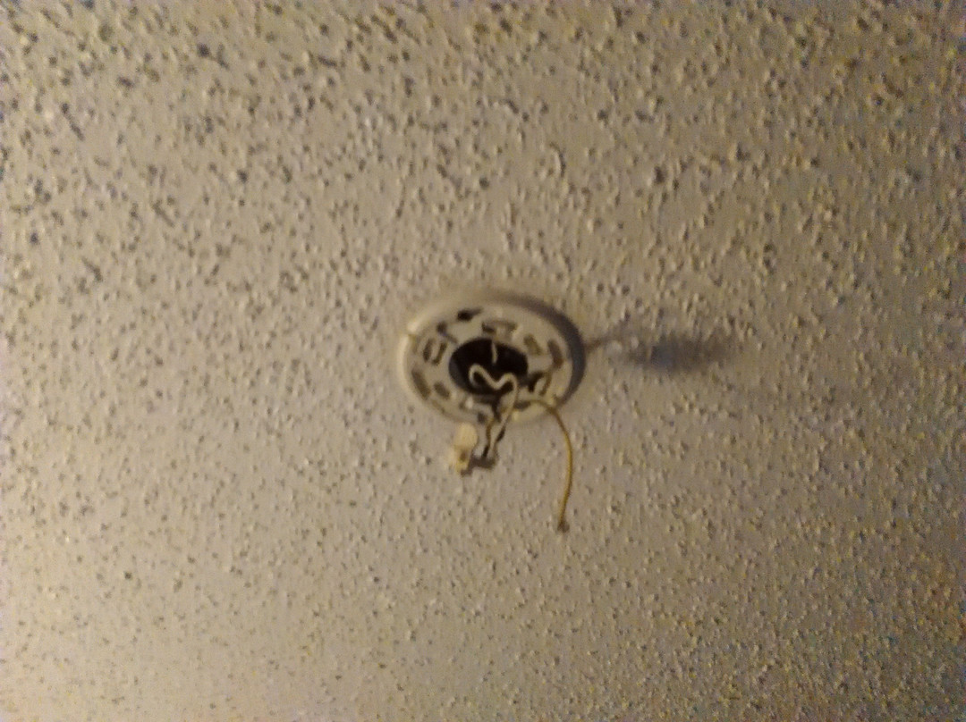 Super 8 by Wyndham Belen NM