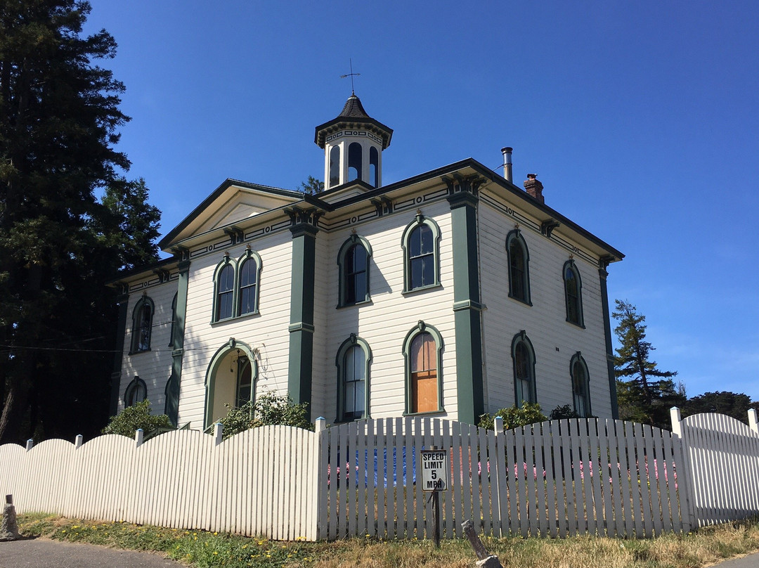 St. Teresa of Avila Church景点图片