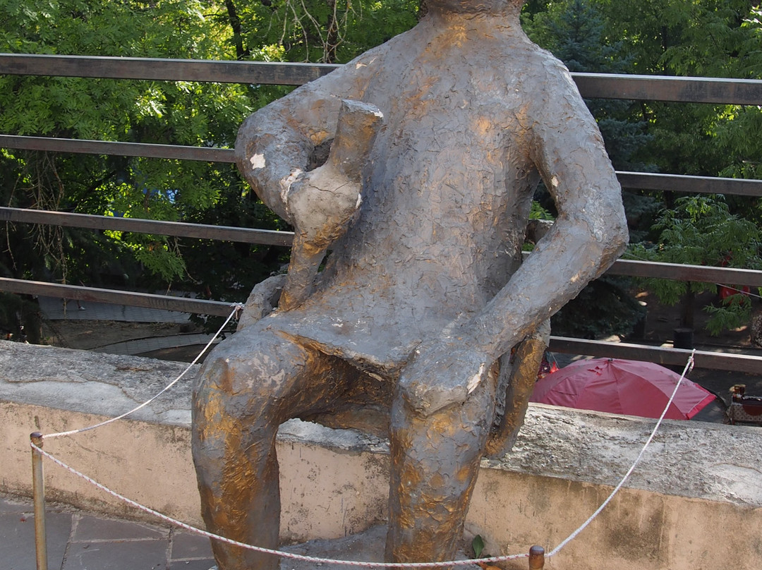 Sculpture the Toaster-西格纳吉必去景点