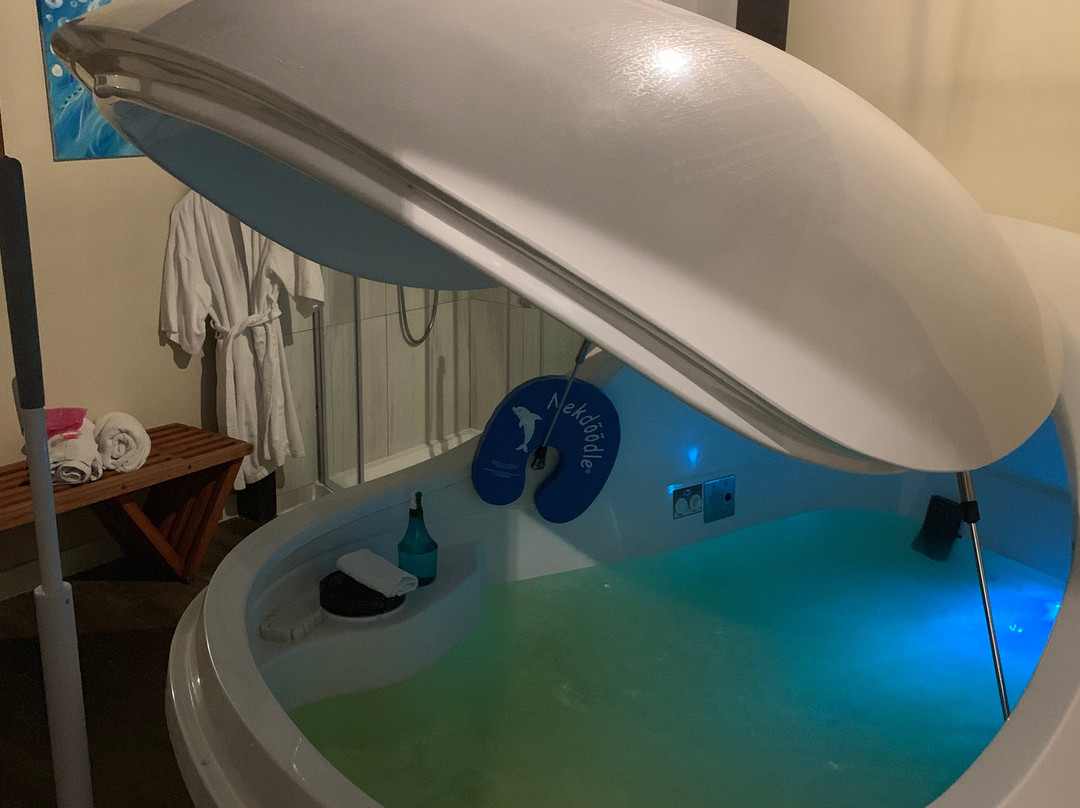 Salt Cave Natural Relief Centre - Bolton-博尔顿必去景点