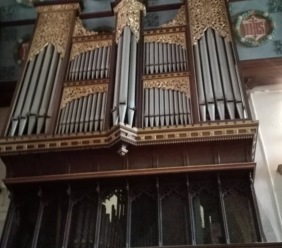 The Parish Church of St Mary the Virgin-佩特沃斯必去景点