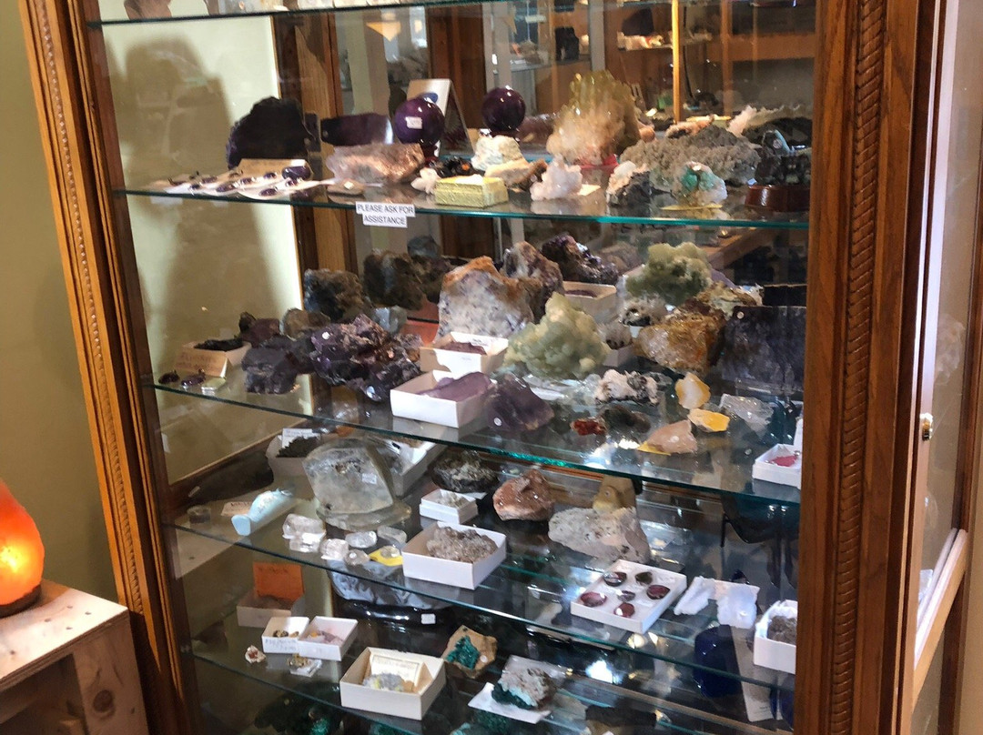 Unique Rock Shop景点图片