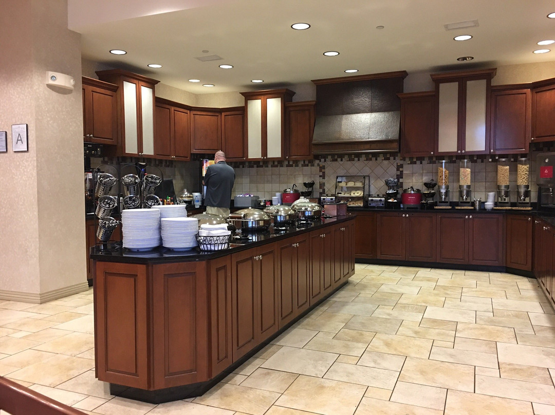 Drury Inn & Suites Meridian主图