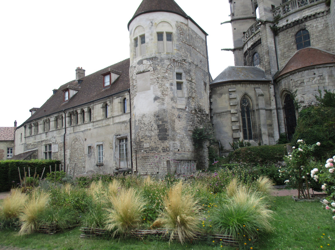 Musee d'Art et d'Archeologie-桑利斯必去景点