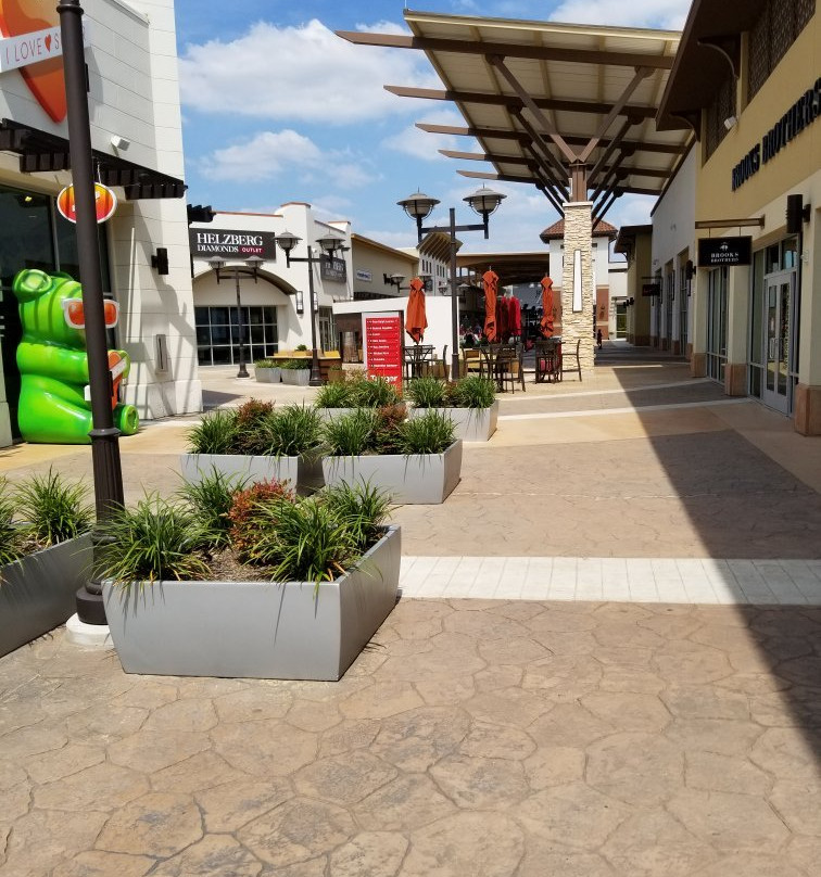 Tanger Outlets Fort Worth-沃思堡必去景点