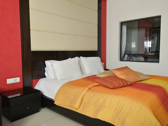 好莱坞旅舍酒店主图