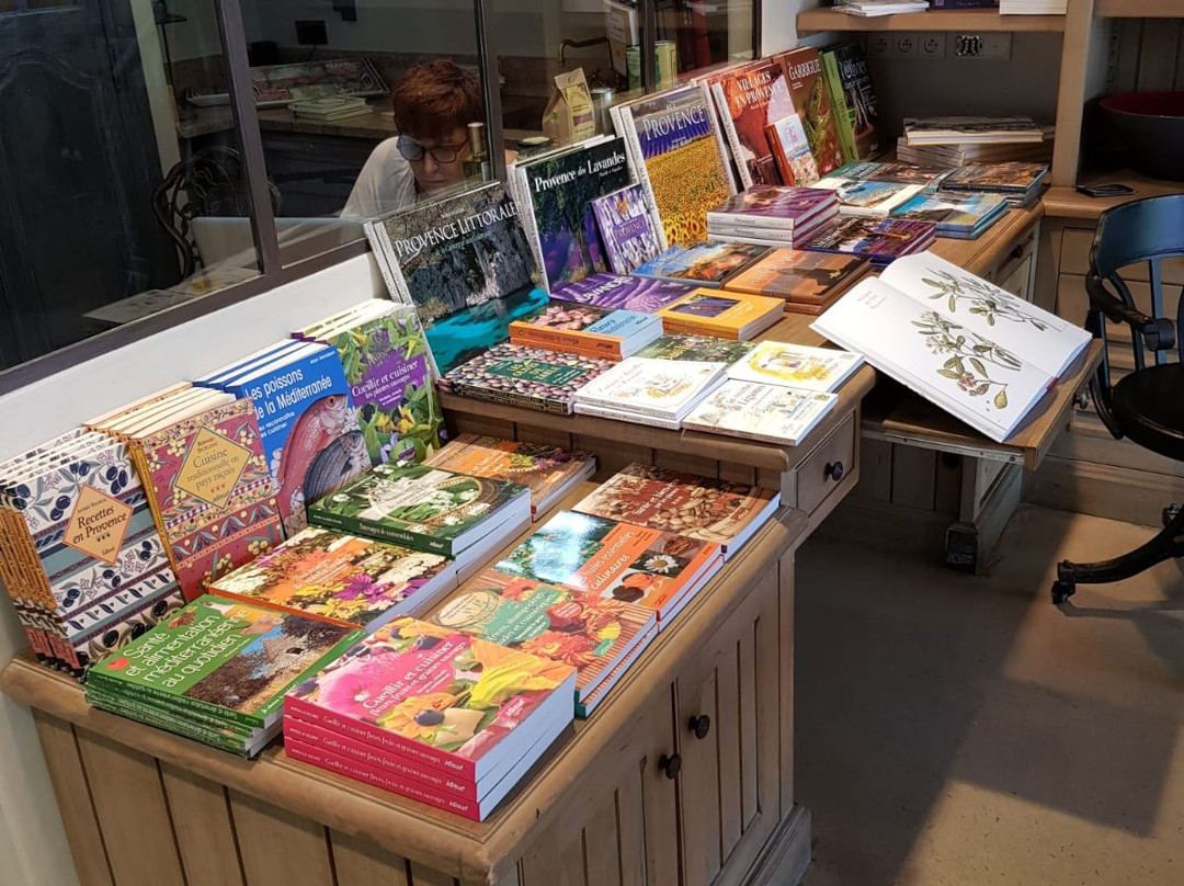 Comptoir Provencal Valbonne-瓦尔博讷必去景点