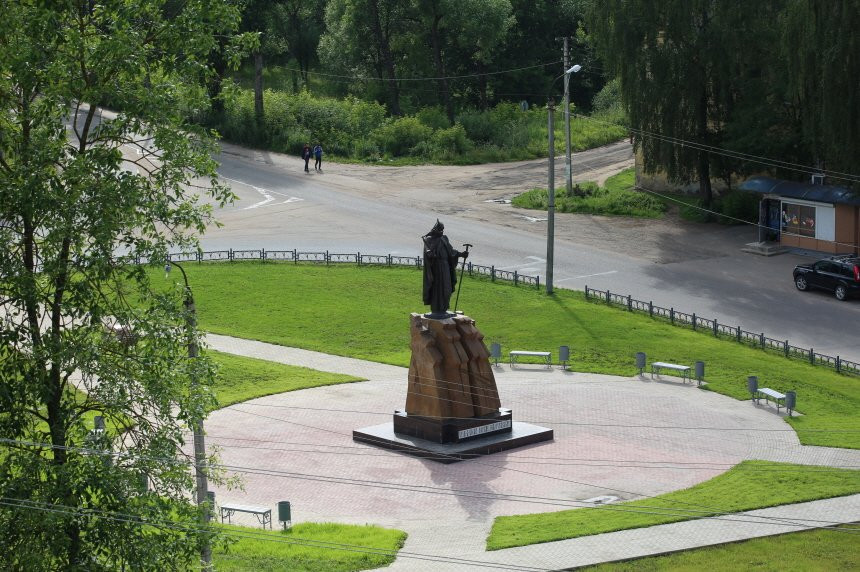 Yefrem Novotorzhskiy Monument景点图片