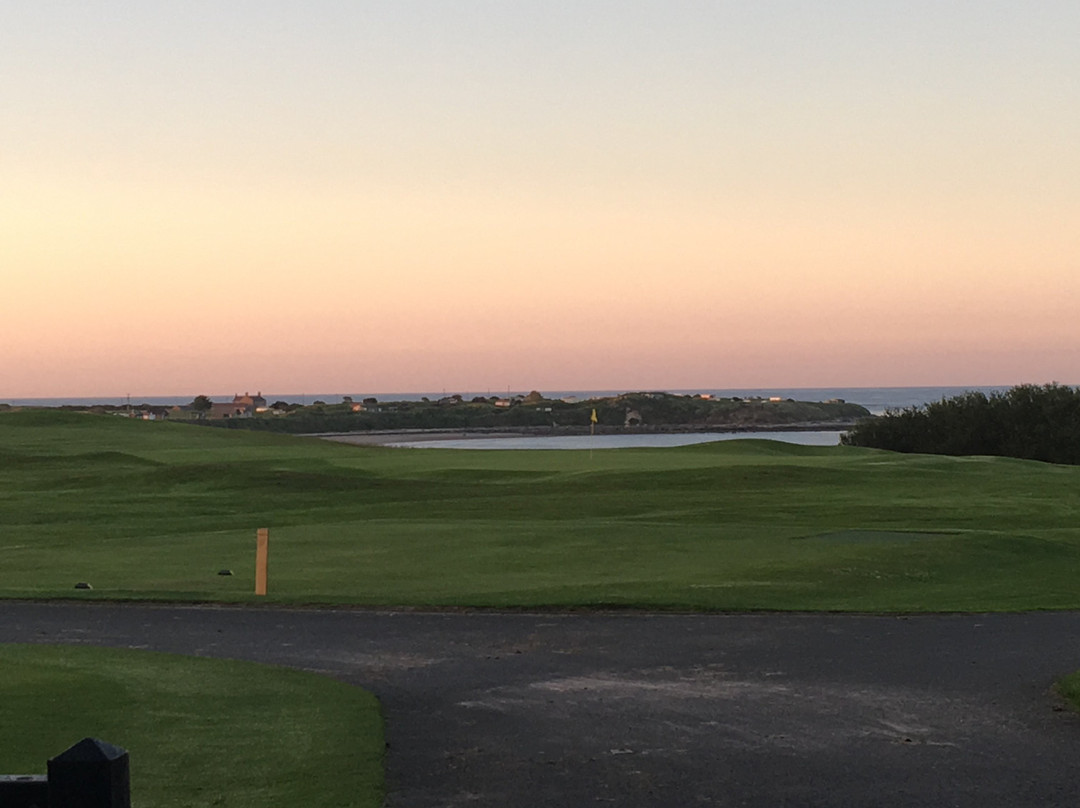 Alnmouth Golf Club Foxton Hall景点图片