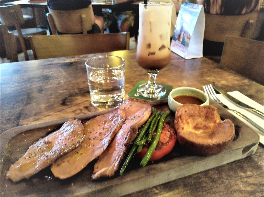 Amplifier Restaurant