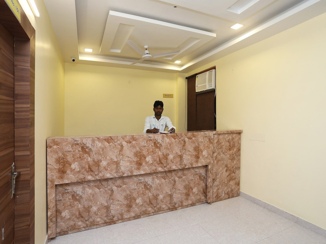 OYO 23616 Hotel Ss主图