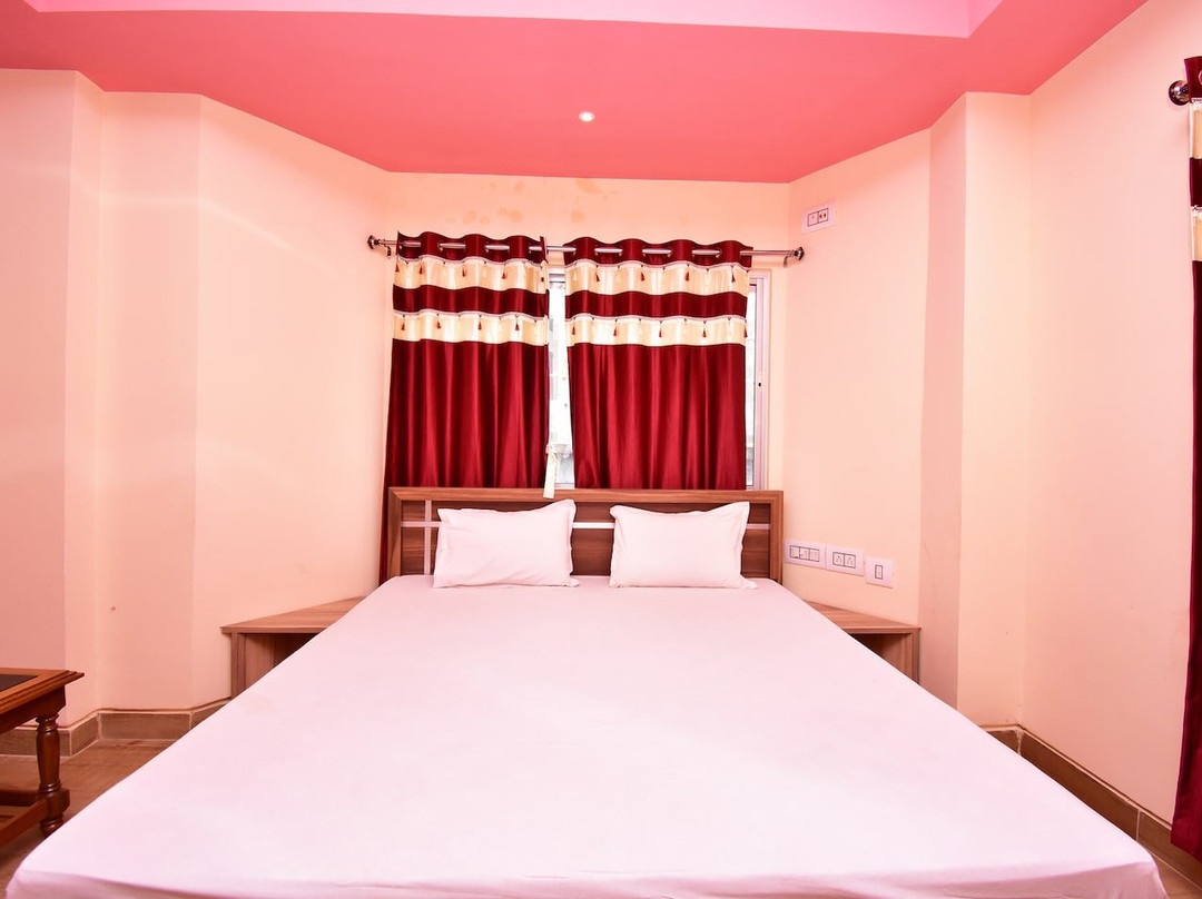 Pioneer Residency主图