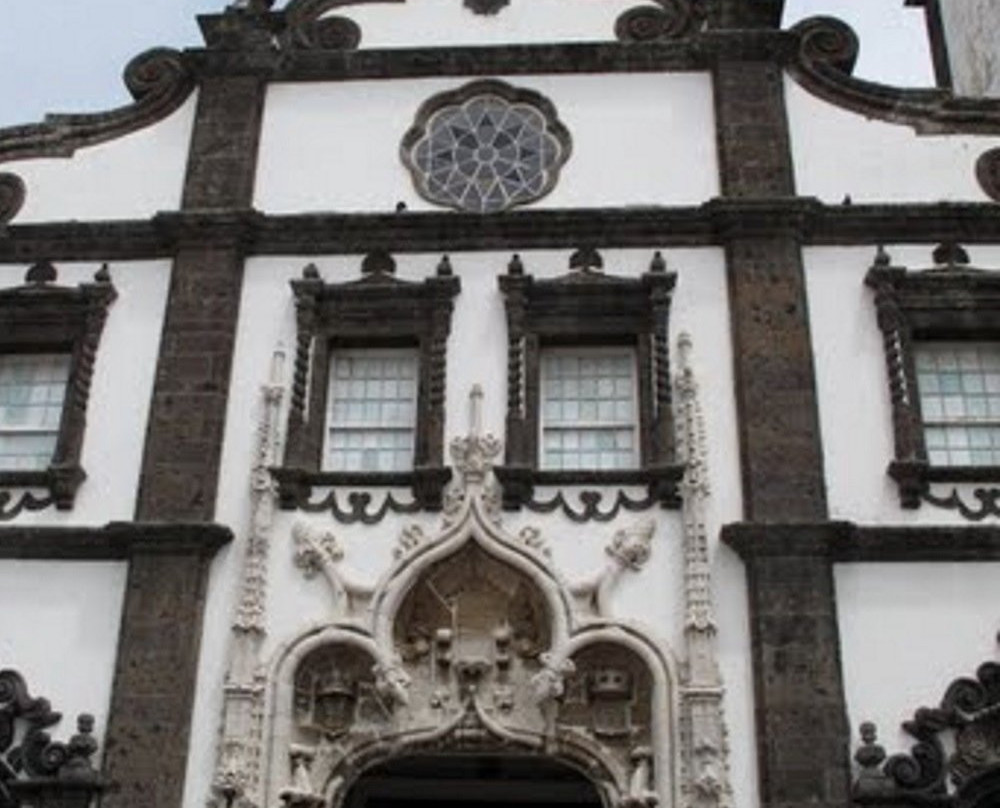 Igreja Matriz de São Sebastião-蓬塔德尔加达必去景点