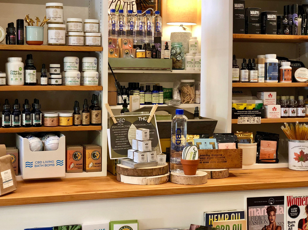 Clover Gift Shop & Clover Apothecary-伍德斯托克必去景点