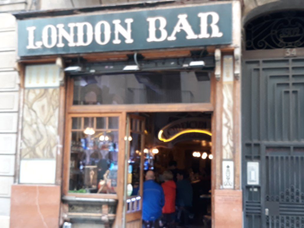 London Bar景点图片