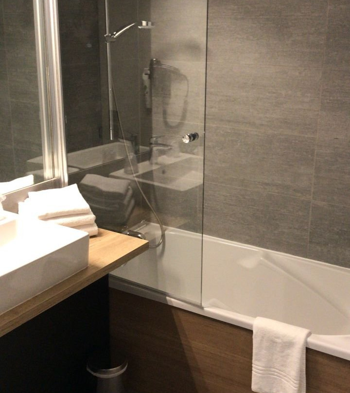 普拉多特勒酒店主图