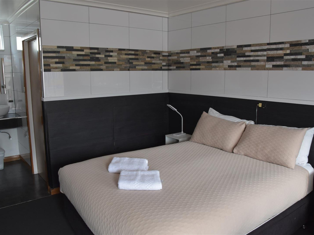 皇后镇汽车旅馆主图