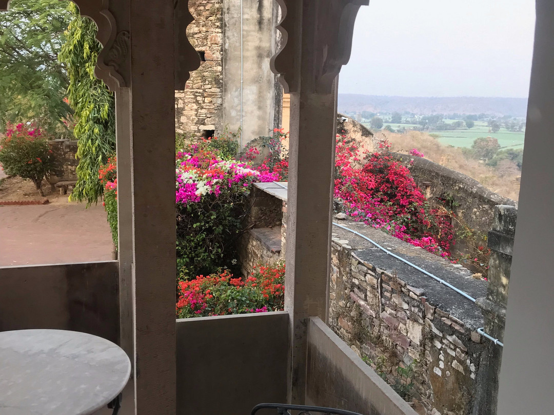 拜恩斯罗加尔堡垒旅馆主图