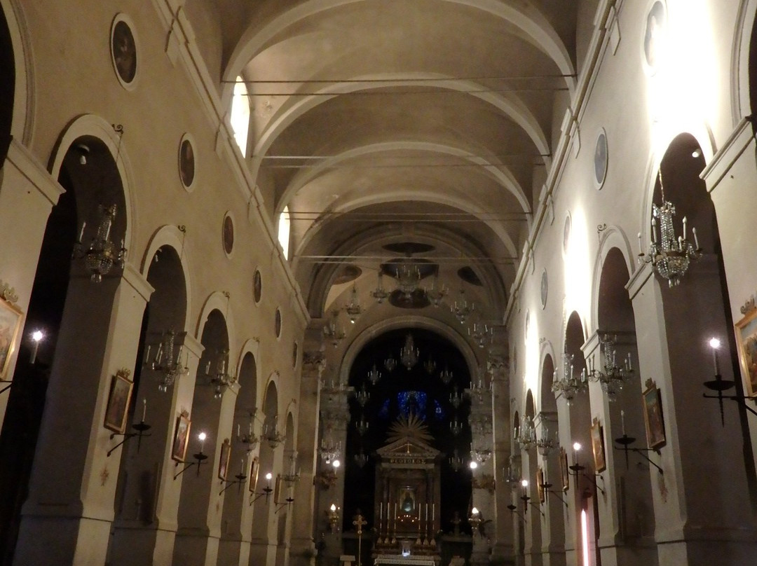 Chiesa di Santa Maria Maggiore-蒂沃利必去景点