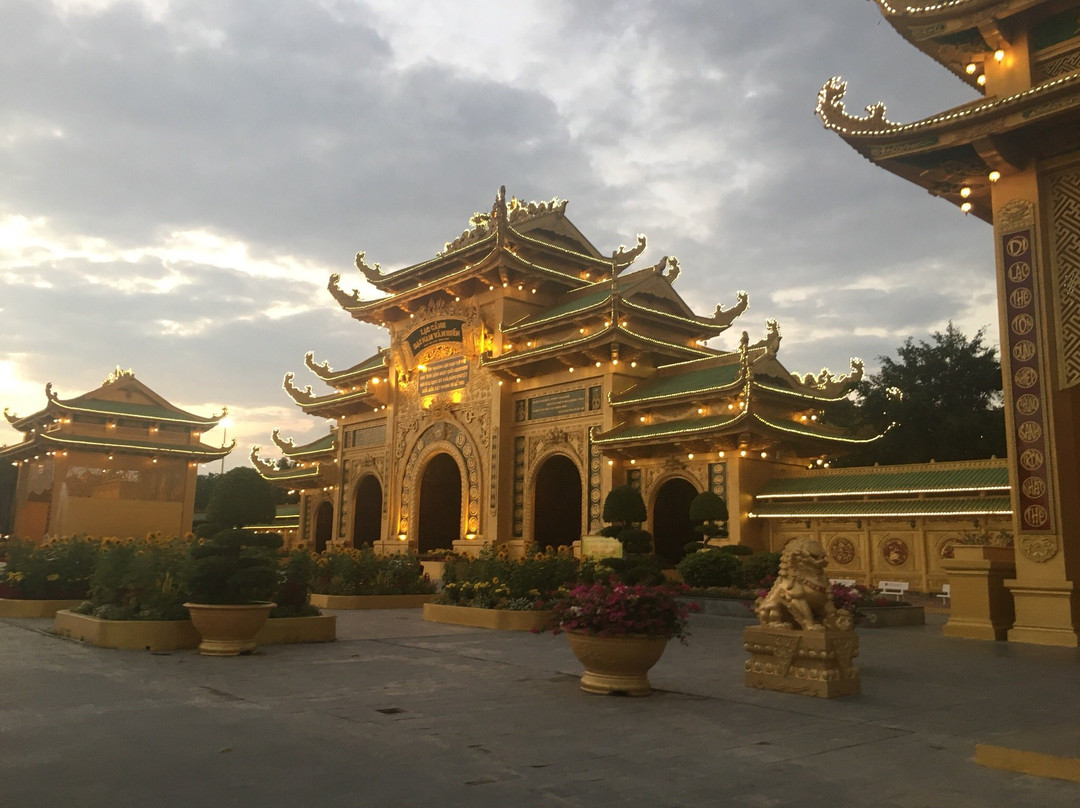 Dai Nam Hotel Binh Duong主图