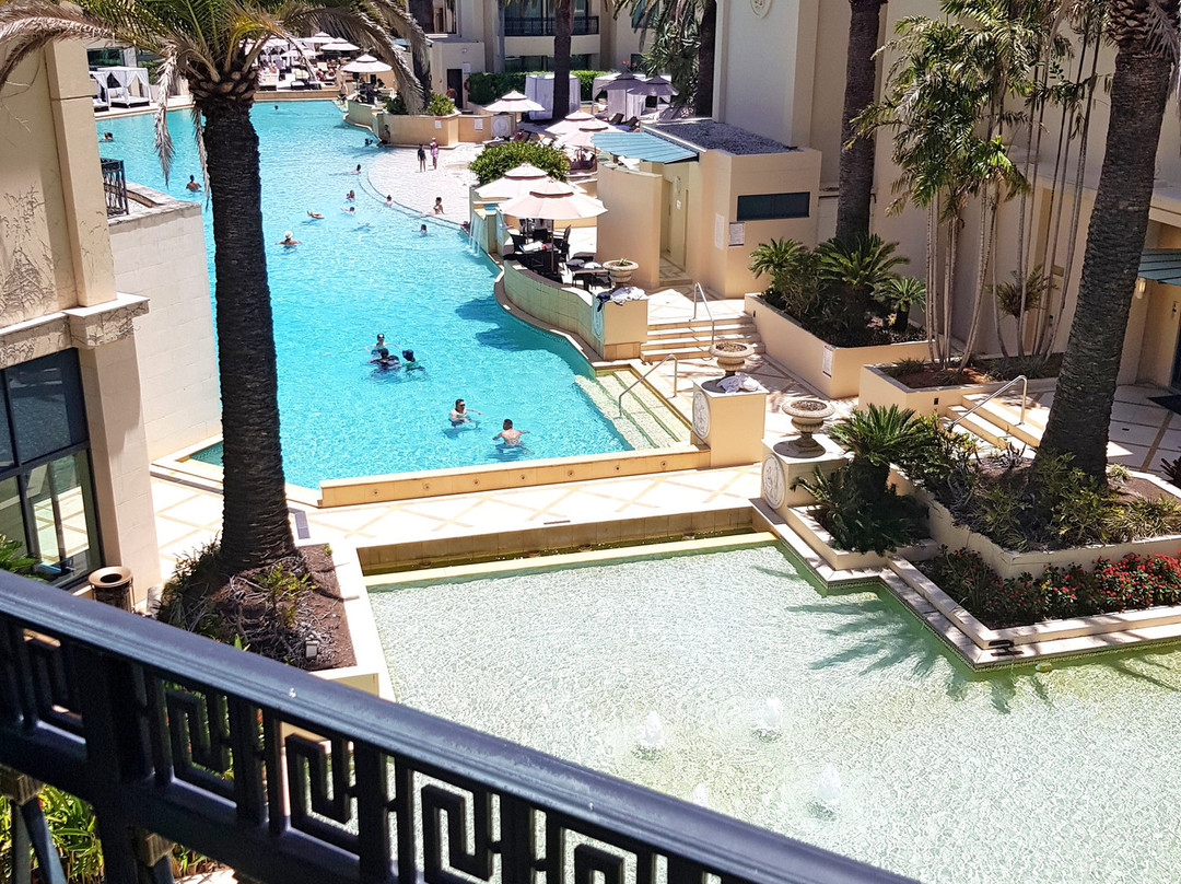 范思哲豪华度假酒店主图