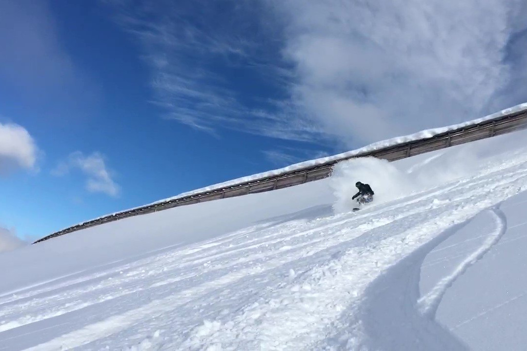 WhiteMoments Snowboarding-格林德瓦必去景点