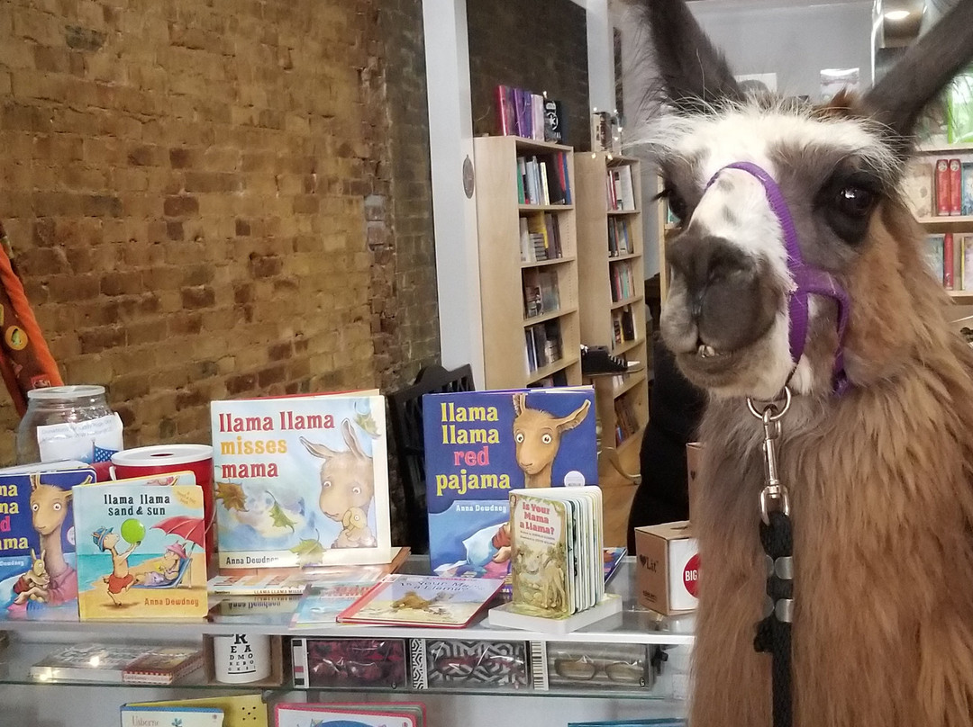 Fables and Fairy Tales-Martinsville必去景点