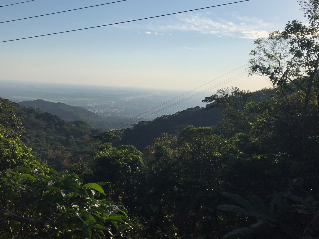 La Escuela, Vereda El Carmen-比亚维森西奥必去景点