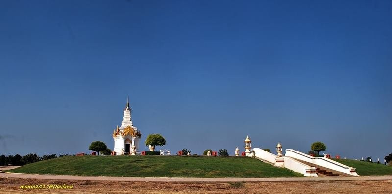 Thung Talay Luang - The Holy Heart Land景点图片