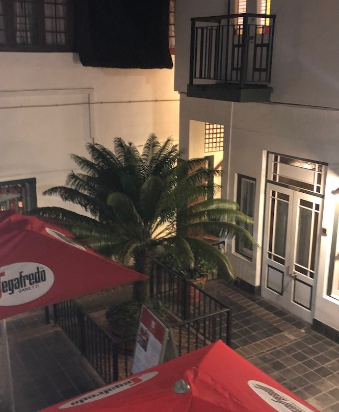 斯特恩波池酒店主图