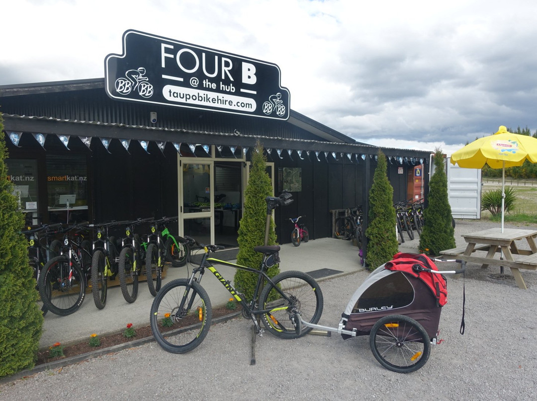 FourB - Bike Tours, Shuttles & Hire景点图片