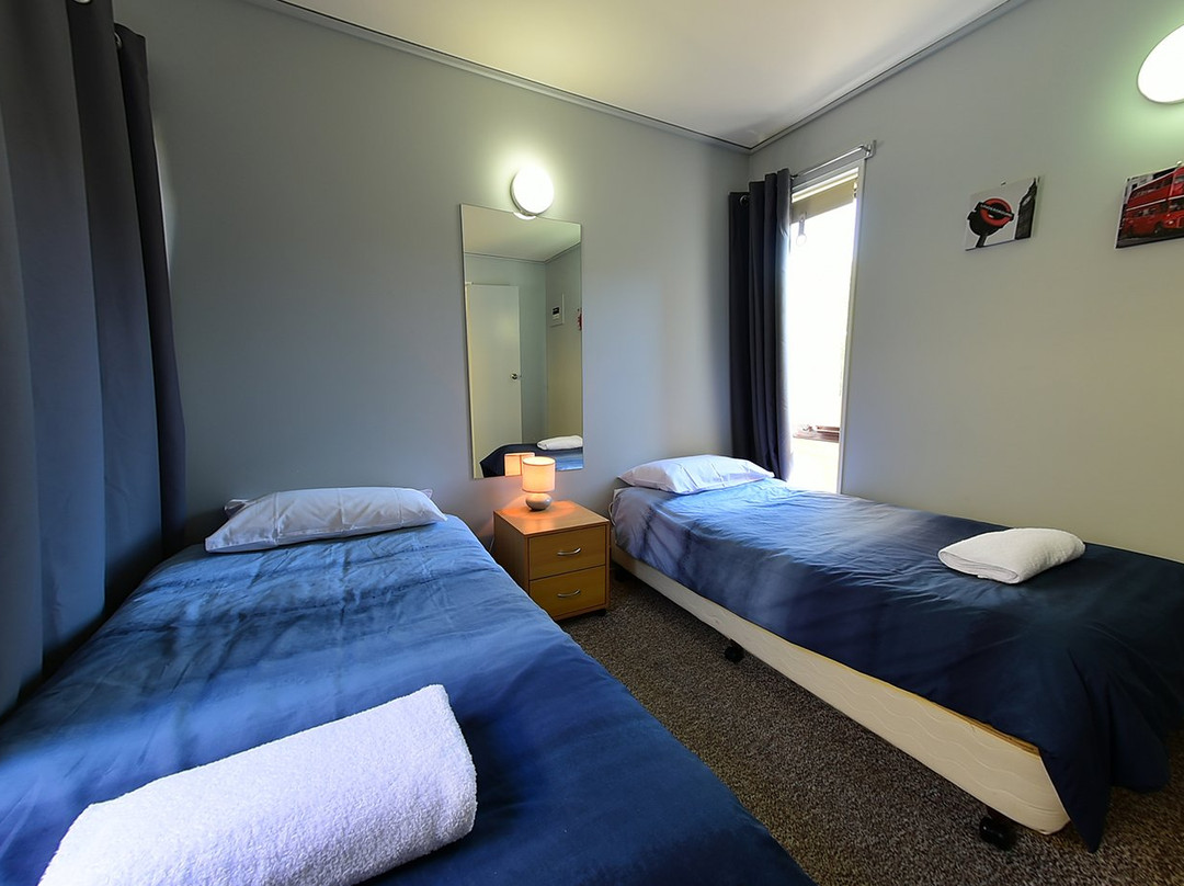 Executive Hideaway Motel主图