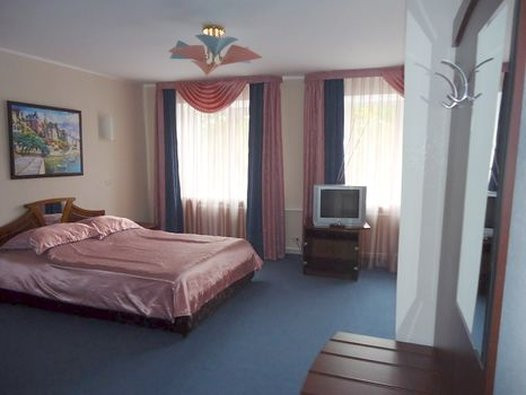 Astor Hotel主图