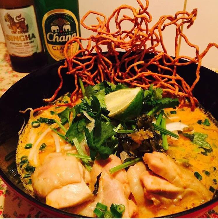 カオマンガイバザール akari