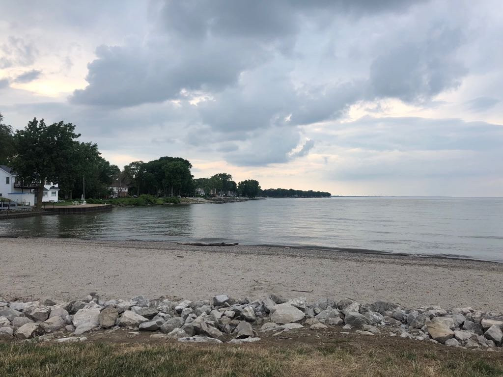 Huron Harbor and Pier-Huron必去景点