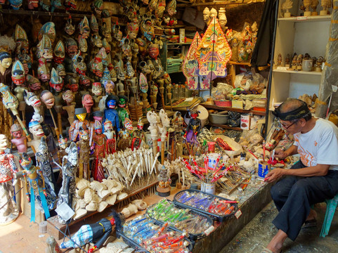 Enoss Travellers Tours-万隆必去景点