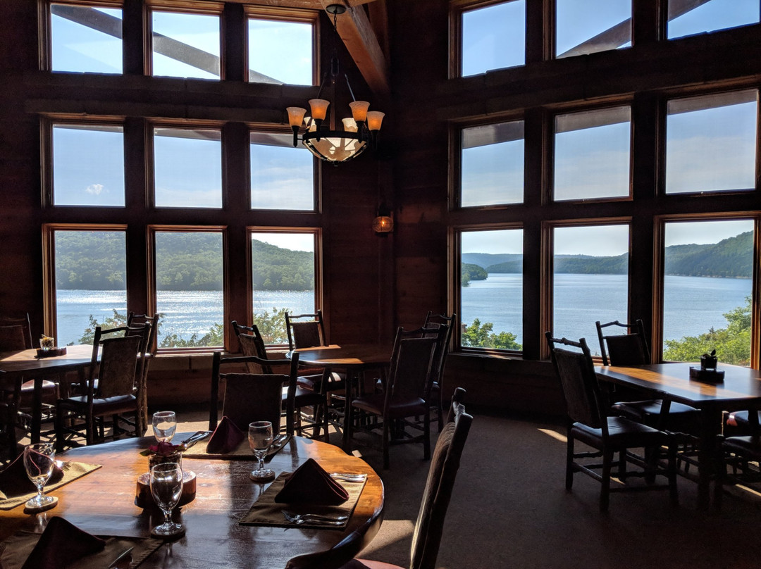 Stonewater Cove主图