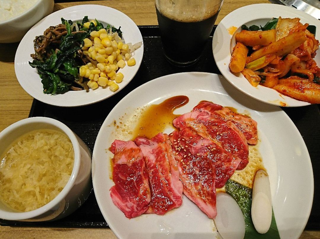 美食焼き肉トラジ葉菜　SUNAMO店