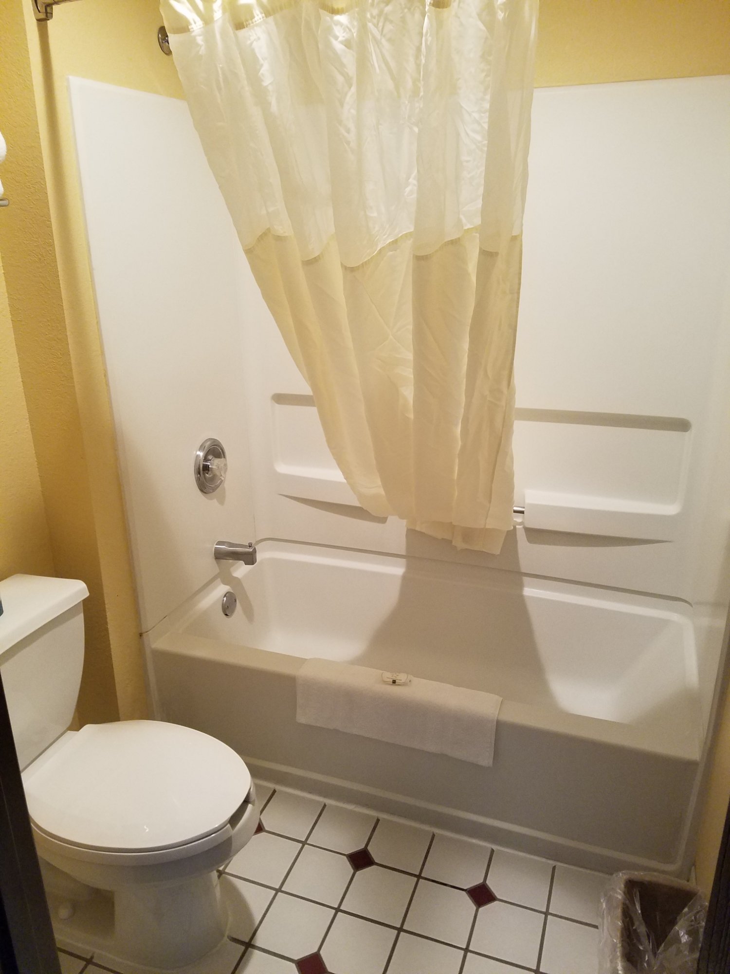 Quality Inn & Suites Lincoln-浴室