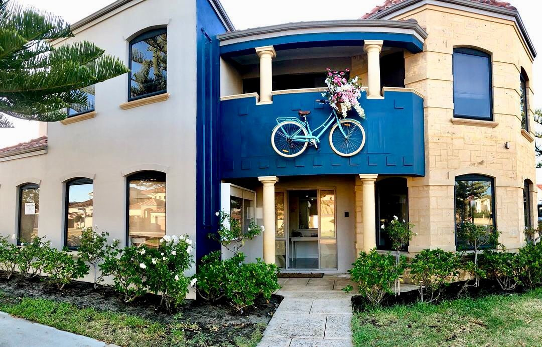 La Belle Patisserie & High Tea House