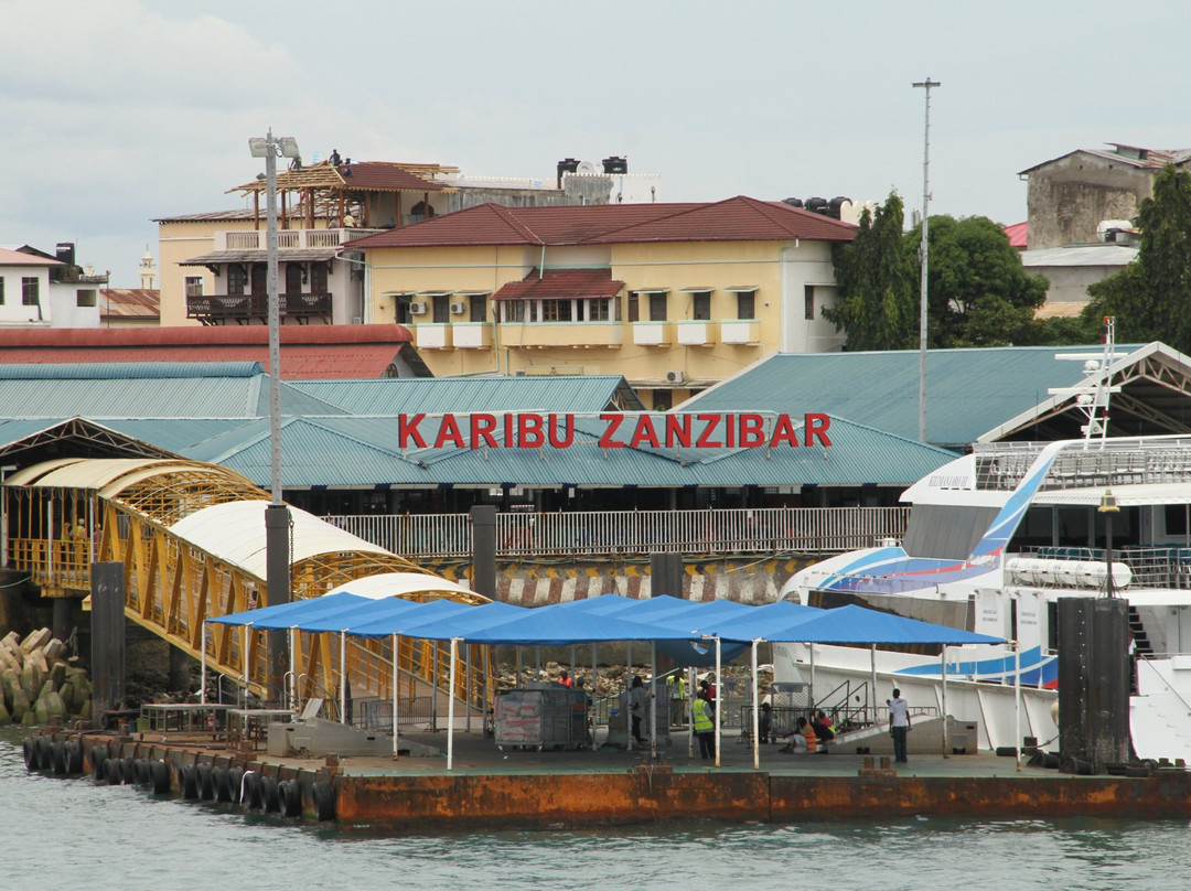 Azam Marine and Coastal Fast Ferries景点图片